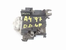 Audi A4 S4 B5 8D Motor der Vordertürverriegelung 