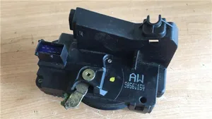 Opel Zafira A Moteur de verrouillage porte avant 90561154