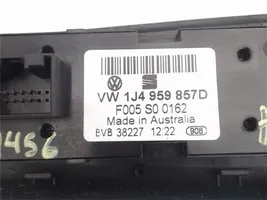 Volkswagen Golf IV Front door sensor 