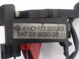 Volkswagen Polo IV 9N3 Wiper control stalk BK701408008