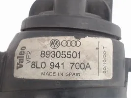 Audi A2 Передняя противотуманная фара 8L0941700A