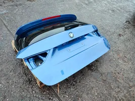BMW 2 F46 Tylna klapa bagażnika 