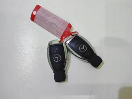 Mercedes-Benz A W176 Užvedimo raktas (raktelis)/ kortelė 