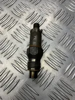 Renault Megane I Injecteur de carburant 6735401D