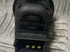 Ford Fiesta Przycisk regulacji lusterek bocznych 93BG17B676BA