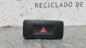 Nissan Primera Botón interruptor de luz de peligro 