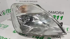 Ford Fiesta Lampa przednia 