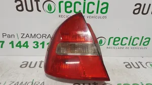 Mitsubishi Carisma Luci posteriori 151085