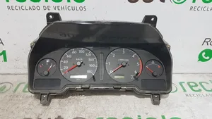 Nissan Patrol Y61 Compteur de vitesse tableau de bord 24812VB200