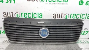 Fiat Croma Grille de calandre avant 735397230