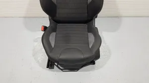 Peugeot 2008 I Front driver seat 