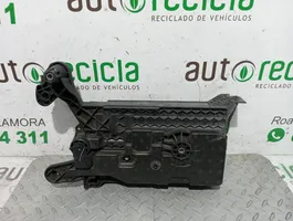 Audi A3 S3 8V Apatinė slidė 5Q0915321