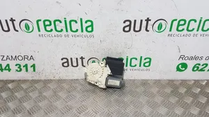 Seat Ibiza III (6L) Moteur de lève-vitre de porte avant 6Q2959802