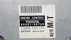 Toyota Land Cruiser (HDJ90) Moottorin ohjainlaite/moduuli 8966160780