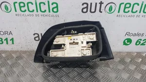 Renault Clio I Luz trasera/de freno 7700786117