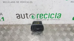 Seat Toledo I (1L) Griglia di ventilazione centrale cruscotto 8L0820901