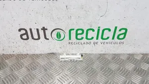 Renault Captur Antena radiowa 28590635R