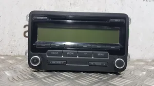 Volkswagen PASSAT Panel / Radioodtwarzacz CD/DVD/GPS 1K0035186
