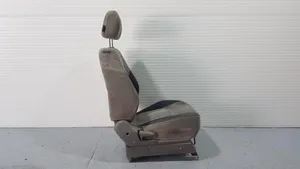 Nissan Patrol Y61 Fotel przedni pasażera 