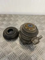 Audi A8 S8 D3 4E Supporto di montaggio del motore 4E0199381