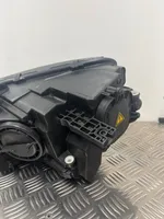 Audi A4 S4 B9 Lampa przednia 8W0941006