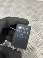Audi A4 S4 B8 8K Glow plug pre-heat relay 4E0907282A