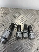 Audi A6 C7 Dadi antifurto e blocco ruota 