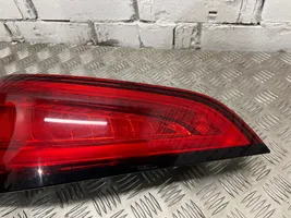 Audi Q5 SQ5 Lampy tylnej klapy bagażnika 8R0945093D