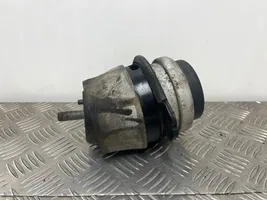 Audi Q7 4L Dzinēja spilvens 7L8199131A