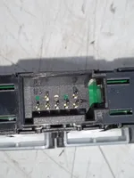 Skoda Fabia Mk3 (NJ) Inne przełączniki i przyciski 6V1927238D