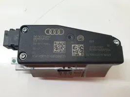 Audi A4 S4 B8 8K Aizdedzes karšu lasītājs 8K0905852D