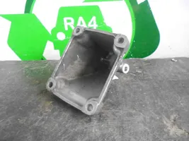 Mercedes-Benz SLK R170 Supporto di montaggio del motore 1112231104