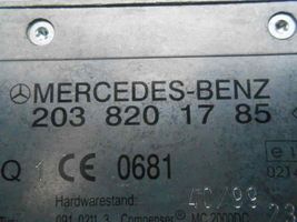 Mercedes-Benz C W203 Amplificateur de son 2038201785