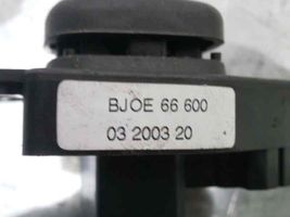 Mazda 3 Przycisk regulacji lusterek bocznych BJOE66600