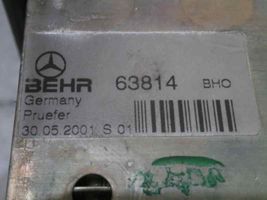 Mercedes-Benz C W203 Ilmastointilaitteen sisälauhdutin (A/C) 2208300384
