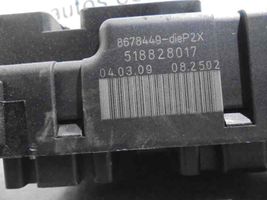 Volvo S80 Module de fusibles 8678449