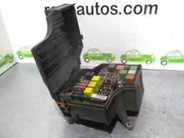 Opel Combo C Sulakemoduuli 013178224