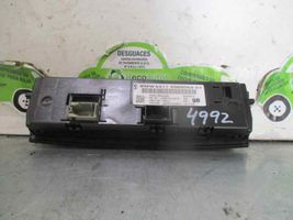 BMW 1 E81 E87 Oro kondicionieriaus/ klimato/ pečiuko valdymo blokas (salone) 6411698806401