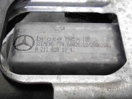 Mercedes-Benz C W203 Mécanisme de lève-vitre avec moteur 990596100