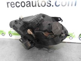 Renault Kangoo III Lampa przednia 8200150617