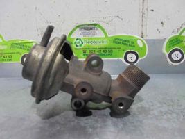 Toyota Carina T190 EGR-venttiili 2562064160