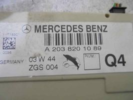 Mercedes-Benz C W203 Antenne radio 2038201089