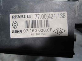 Renault Laguna I Elektrinis radiatorių ventiliatorius 7700421138