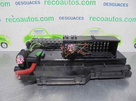 BMW 3 E36 Module de fusibles 8364540