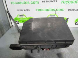 Hyundai Elantra Module de fusibles 913102D161