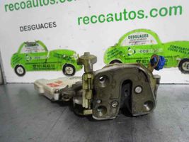 Nissan Serena Serratura portiera anteriore 8055361U06