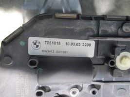 BMW 5 F10 F11 Tringlerie et moteur d'essuie-glace avant 7251300