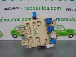 Hyundai Elantra Module de fusibles 911102D001