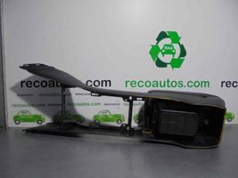 Lexus LS UCF20 Accoudoir 5891250040