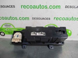 KIA Carnival Ilmastoinnin ohjainlaite OK53B61190